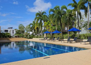 Stylish apartment 5 minutes walk from Layan beach